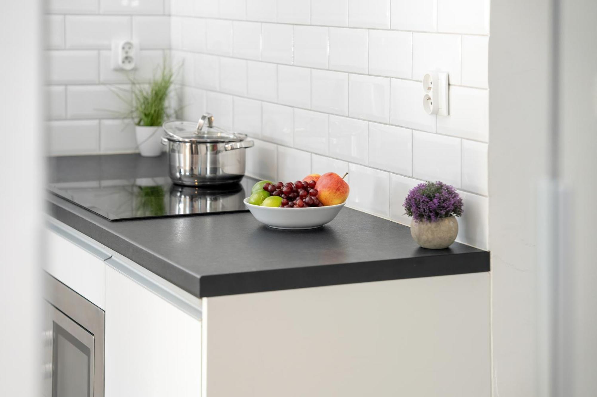 Klimatyczne I Nowoczesne Studio Very Berry W Poznaniu By Noclegi Renters Buitenkant foto